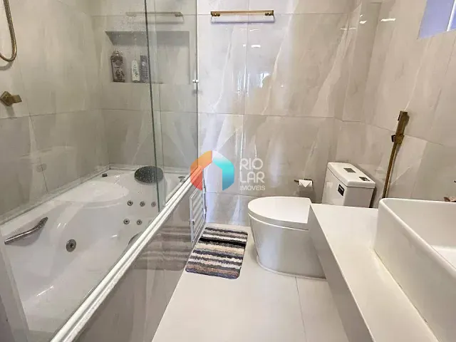 Apartamento com 72m² 2 quartos e 2 banheiros, à venda, no bairro Copacabana em Rio de Janeiro