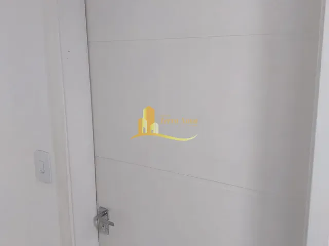Apartamento 2 quartos e 1 banheiro, para alugar, no bairro Vila Carmosina em São Paulo