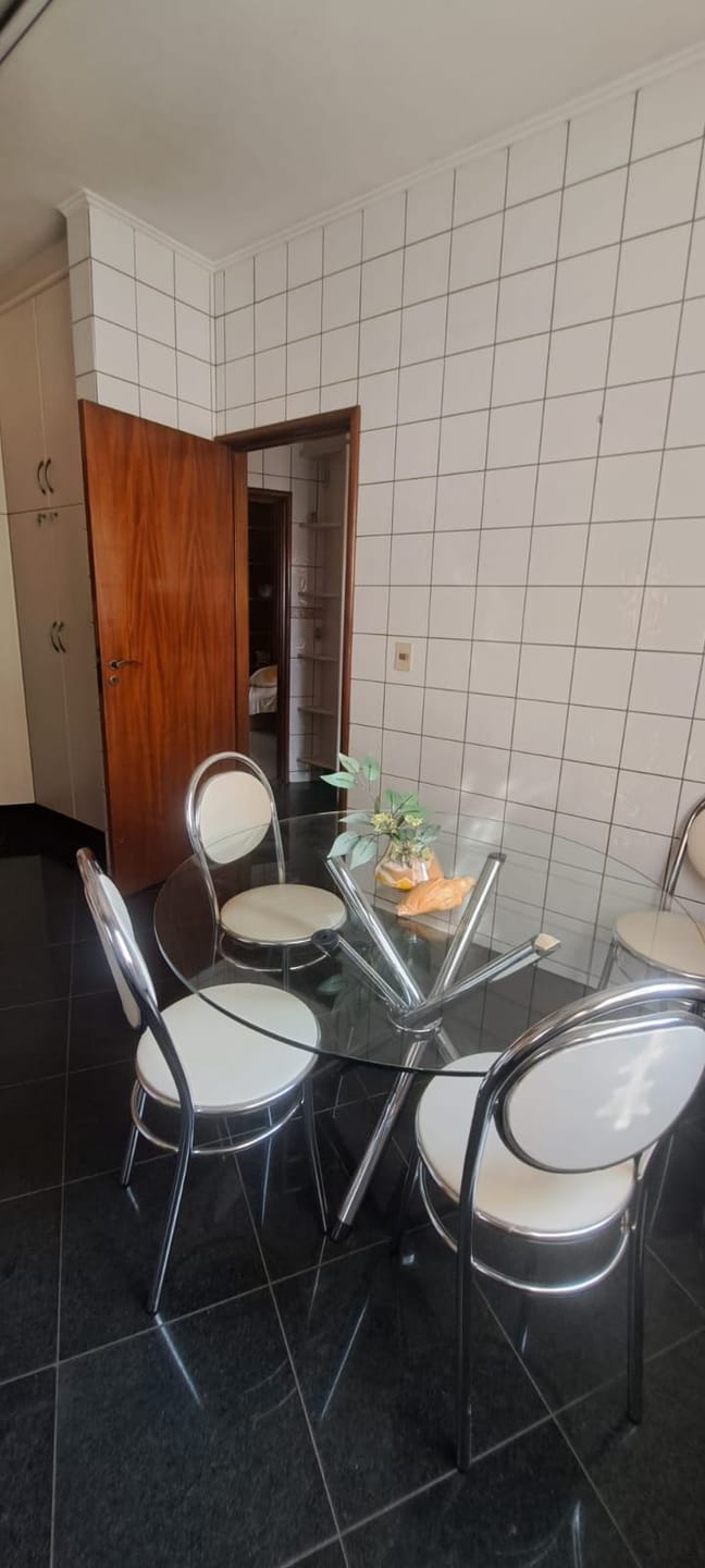 Apartamento, 3 quartos, 236 m² - Foto 12
