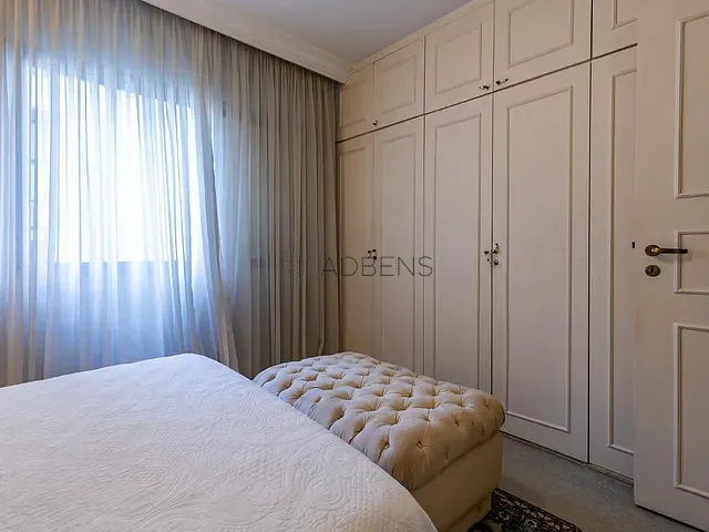 Apartamento 2 quartos e 2 banheiros, à venda, no bairro Itaim Bibi em São Paulo