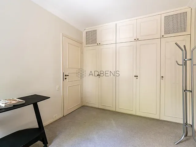Apartamento 2 quartos e 2 banheiros, à venda, no bairro Itaim Bibi em São Paulo