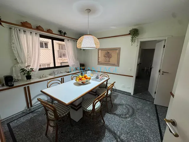 Apartamento com 240m² 3 quartos e 5 banheiros, à venda, no bairro Santa Cecília em São Paulo