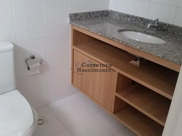 Apartamento com 110m² 3 quartos e 2 banheiros, para alugar, no bairro Jardim Pereira do Amparo em Jacareí