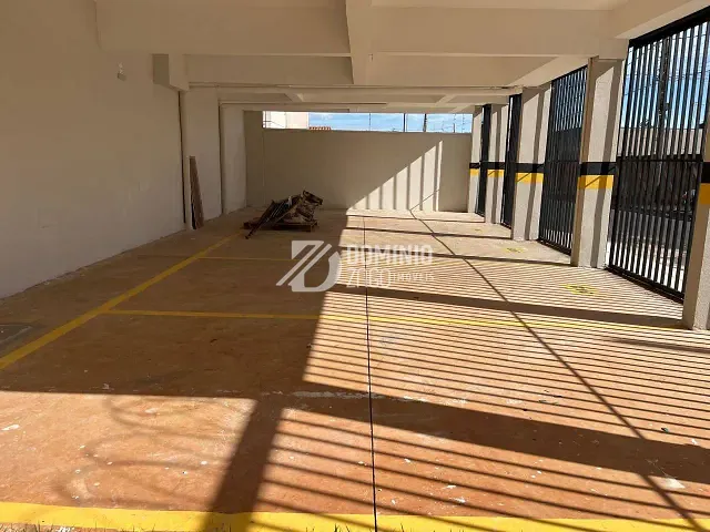 Apartamento 2 quartos e 2 banheiros, à venda, no bairro Lourdes em Uberaba