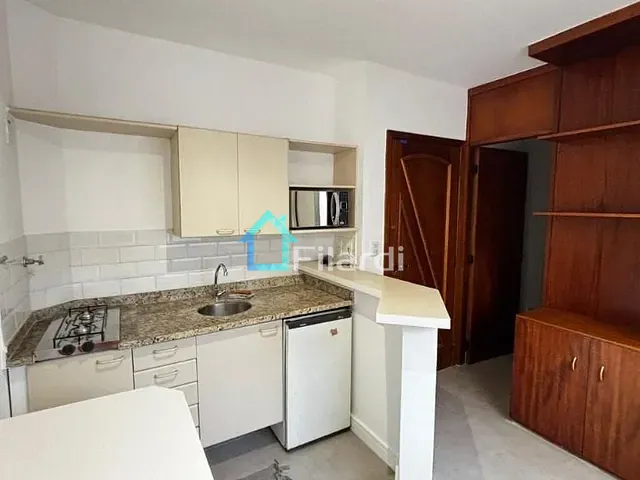 Apartamento 1 quarto e 1 banheiro, para alugar, no bairro Consolação em São Paulo