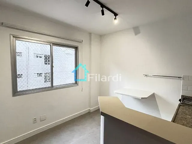 Apartamento 1 quarto e 1 banheiro, para alugar, no bairro Consolação em São Paulo