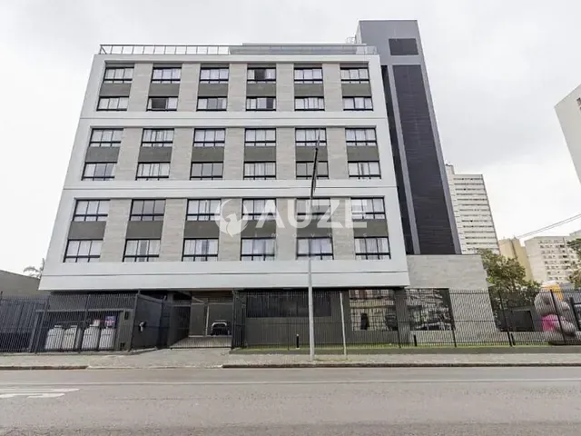 Apartamento com 20m² 1 quarto e 1 banheiro, para alugar, no bairro Rebouças em Curitiba