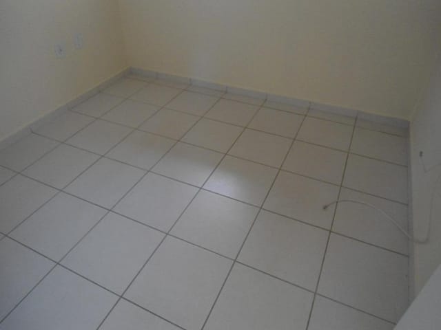 Foto do Apartamento - Apartamento com 2 dormitórios, 70 m² - venda por R$ 150.000,00 ou aluguel por R$ 1.000,00/mês - Nossa Senhora da Abadia - Uberaba/MG | ZUCATO IMOBILIARIA LTDA