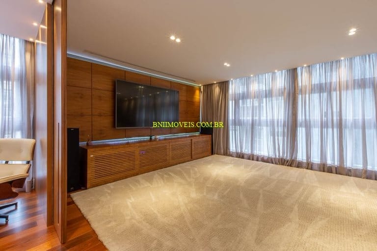 Apartamento, 3 quartos, 260 m² - Foto 4