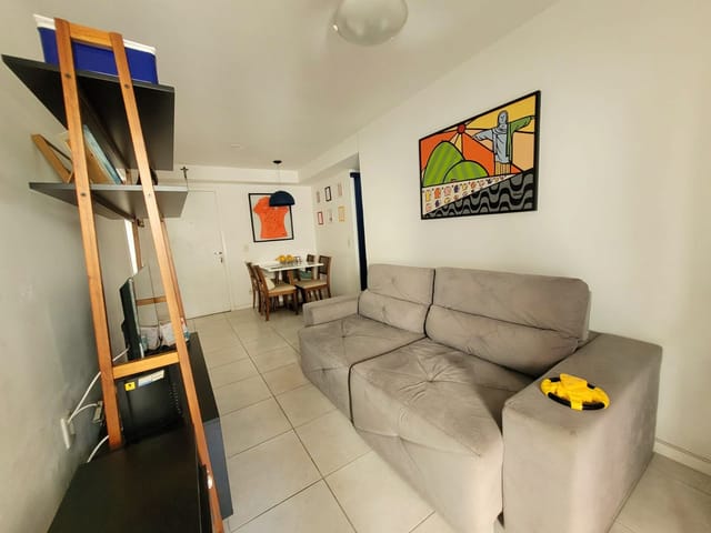 Apartamento com 62m² 2 quartos e 2 banheiros, à venda, no bairro Vila Valqueire em Rio de Janeiro