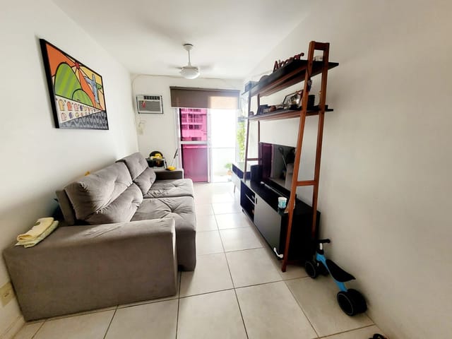 Apartamento com 62m² 2 quartos e 2 banheiros, à venda, no bairro Vila Valqueire em Rio de Janeiro