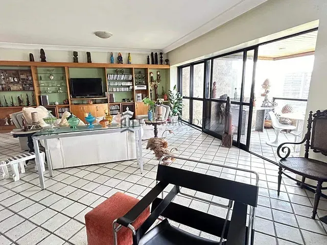 Apartamento 4 quartos e 5 banheiros, à venda, no bairro Madalena em Recife