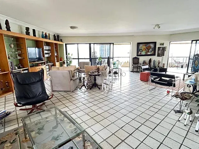 Apartamento 4 quartos e 5 banheiros, à venda, no bairro Madalena em Recife
