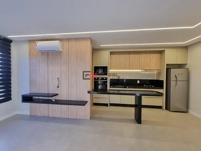 Apartamento 2 quartos e 2 banheiros, à venda, no bairro Gleba Fazenda Palhano em Londrina