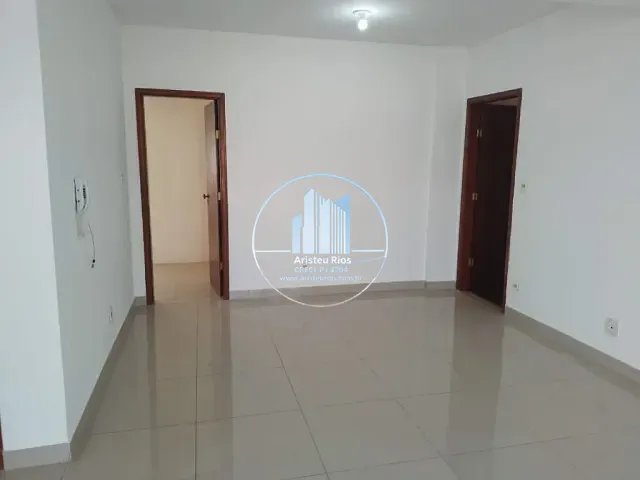 Apartamento com 200m² 3 quartos e 4 banheiros, à venda, no bairro Centro em Pouso Alegre