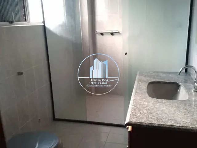 Apartamento com 200m² 3 quartos e 4 banheiros, à venda, no bairro Centro em Pouso Alegre