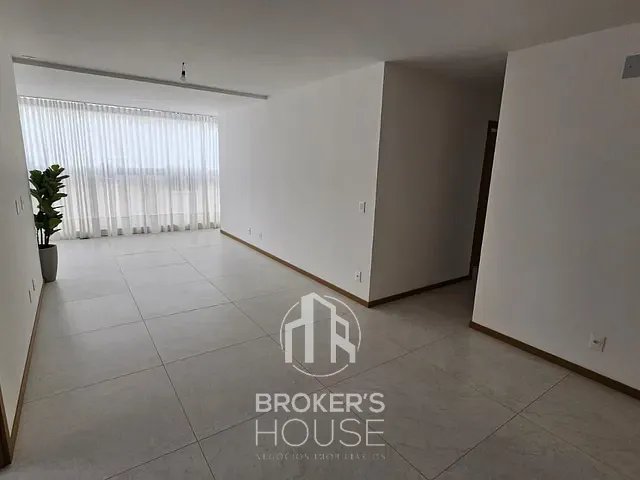 Apartamento com 132m² 3 quartos e 2 banheiros, à venda, no bairro Jardim da Penha em Vitória