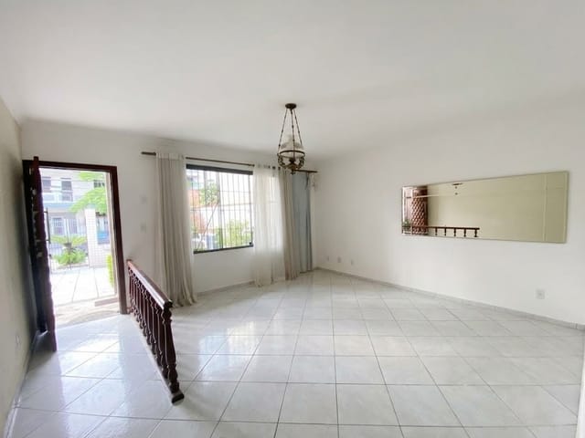 Apartamento com 150m² 3 quartos e 3 banheiros, para alugar, no bairro Vila Valqueire em Rio de Janeiro
