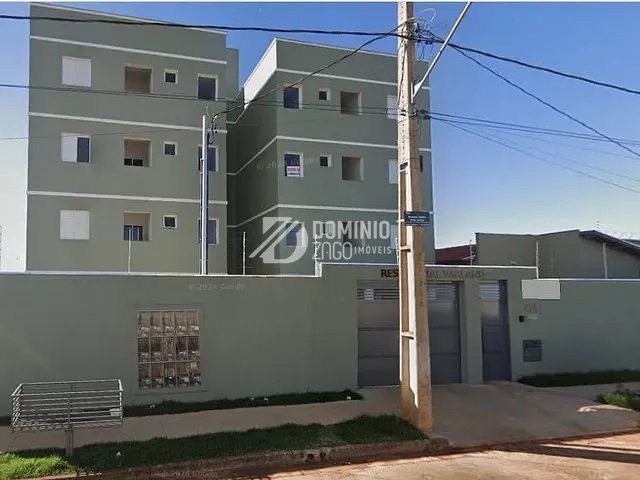 Apartamento 2 quartos e 1 banheiro, à venda, no bairro Jardim Espanha em Uberaba