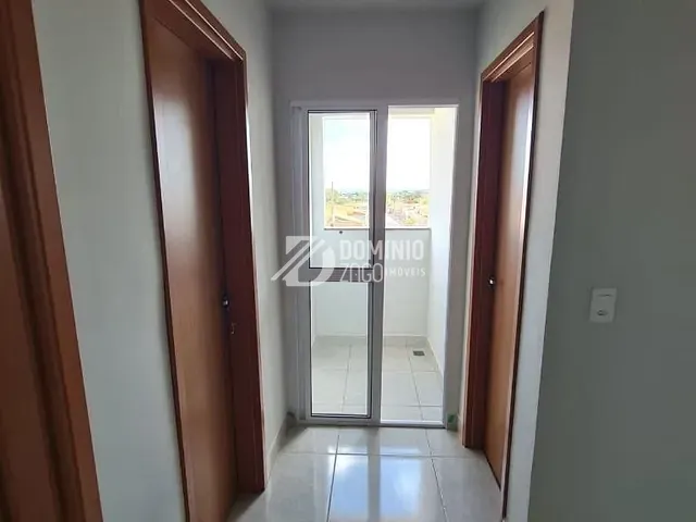 Apartamento 2 quartos e 1 banheiro, à venda, no bairro Jardim Espanha em Uberaba