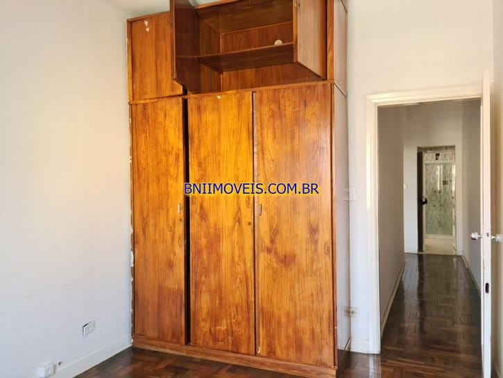 Apartamento à venda com 3 quartos, 5000m² - Foto 9