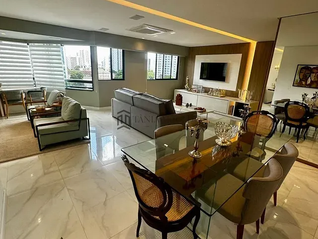 Apartamento 3 quartos e 4 banheiros, à venda, no bairro Casa Forte em Recife
