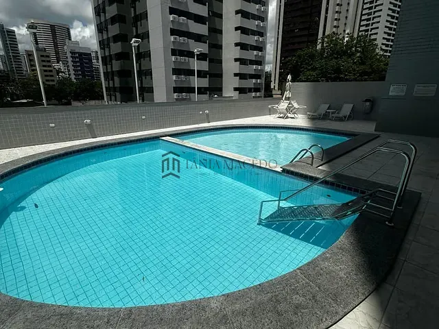 Apartamento 3 quartos e 4 banheiros, à venda, no bairro Casa Forte em Recife