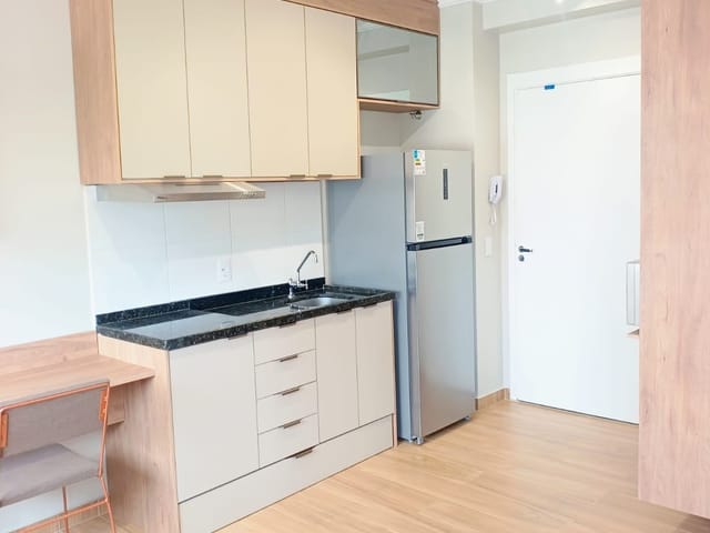 Apartamento com 24m² 1 quarto e 1 banheiro, para alugar, no bairro Vila Pompéia em São Paulo