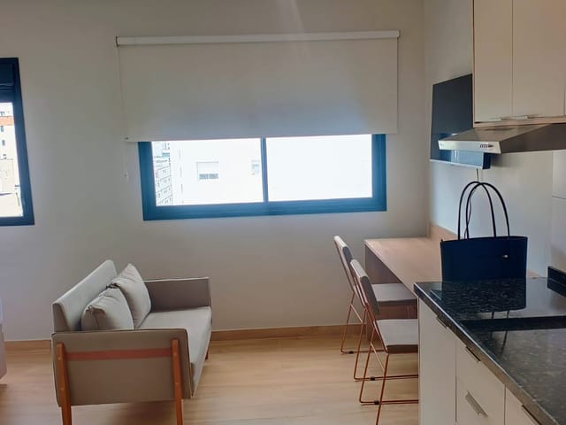 Apartamento com 24m² 1 quarto e 1 banheiro, para alugar, no bairro Vila Pompéia em São Paulo