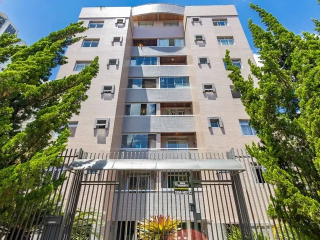 Apartamento 3 quartos e 4 banheiros, para alugar, no bairro Bigorrilho em Curitiba