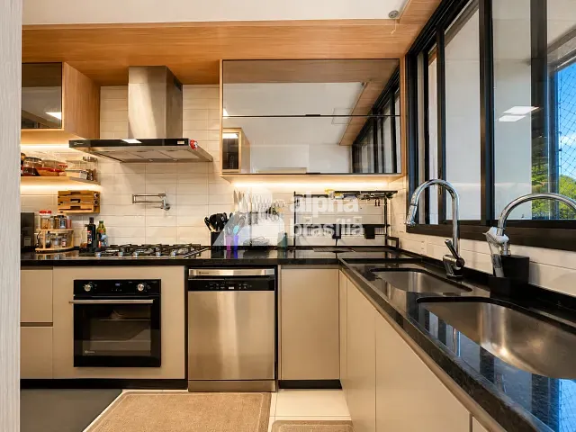 Apartamento 4 quartos e 5 banheiros, à venda, no bairro Setor Noroeste em Brasília