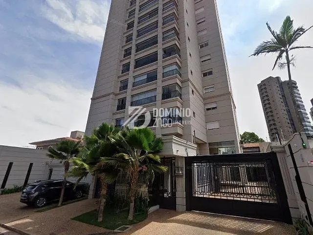 Apartamento com 429m² 4 quartos e 6 banheiros, à venda, no bairro São Sebastião em Uberaba