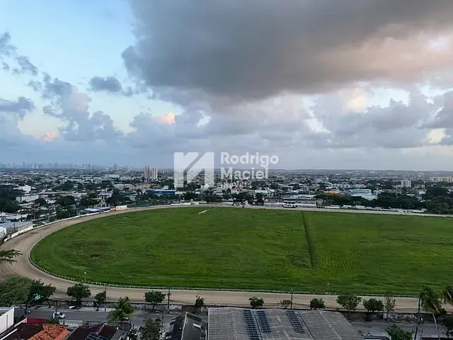 Apartamento com 57m² 3 quartos e 2 banheiros, para alugar, no bairro Prado em Recife
