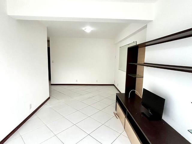Apartamento com 105m² 3 quartos e 3 banheiros, para alugar, no bairro Glória em Macaé