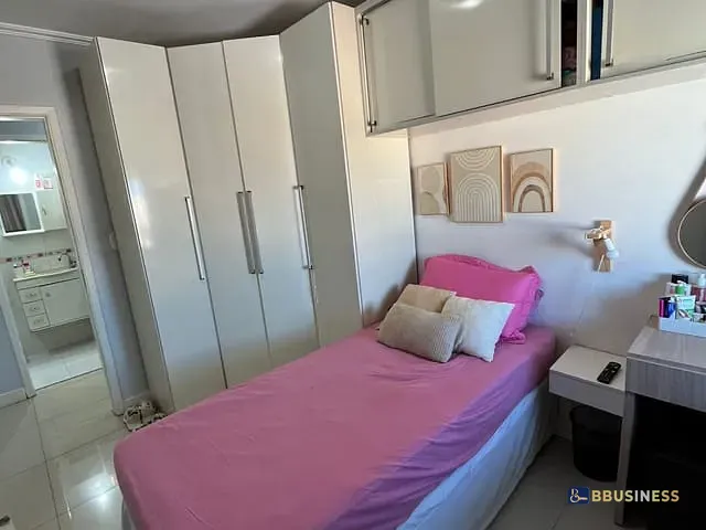 Apartamento com 70m² 3 quartos e 1 banheiro, à venda, no bairro Parque Turf Club em Campos dos Goytacazes
