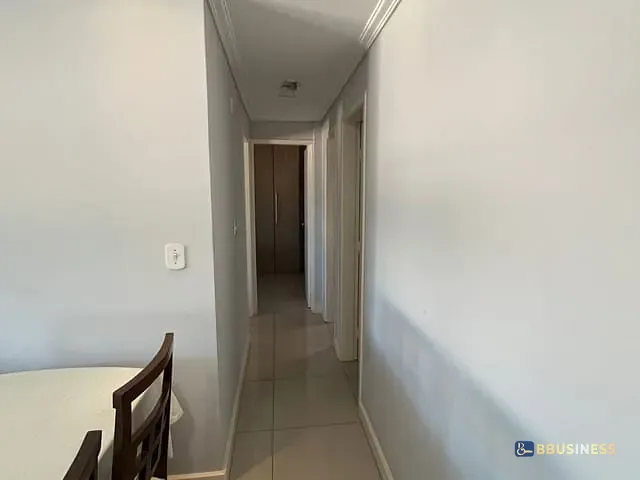 Apartamento com 70m² 3 quartos e 1 banheiro, à venda, no bairro Parque Turf Club em Campos dos Goytacazes