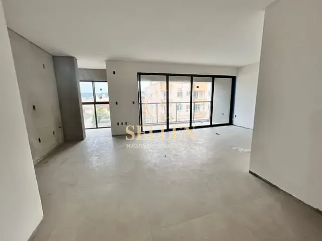 Apartamento 3 quartos e 4 banheiros, à venda, no bairro Canto Grande em Bombinhas