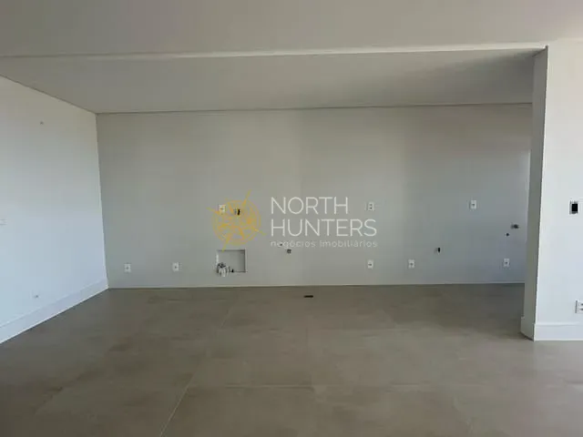 Apartamento com 180m² 3 quartos e 4 banheiros, à venda, no bairro Jurerê em Florianópolis