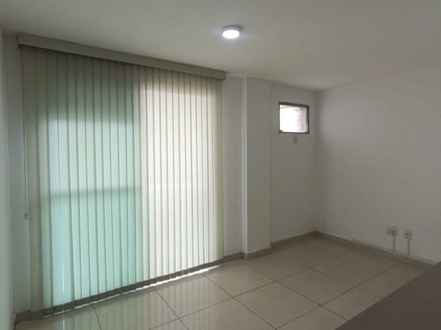 Apartamento com 36m² 1 quarto e 1 banheiro, à venda, no bairro Taquara em Rio de Janeiro