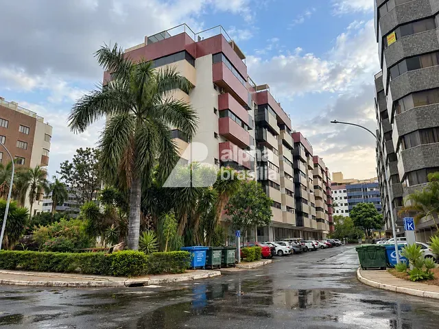 Cobertura / Penthouse 2 quartos e 2 banheiros, à venda, no bairro Asa Norte em Brasília