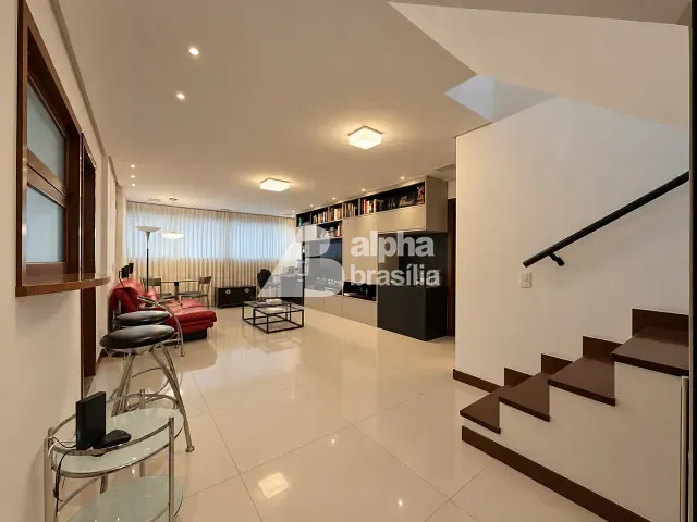 Cobertura / Penthouse 2 quartos e 2 banheiros, à venda, no bairro Asa Norte em Brasília