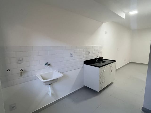 Apartamento 2 quartos e 1 banheiro, para alugar, no bairro Vila Regente Feijó em São Paulo