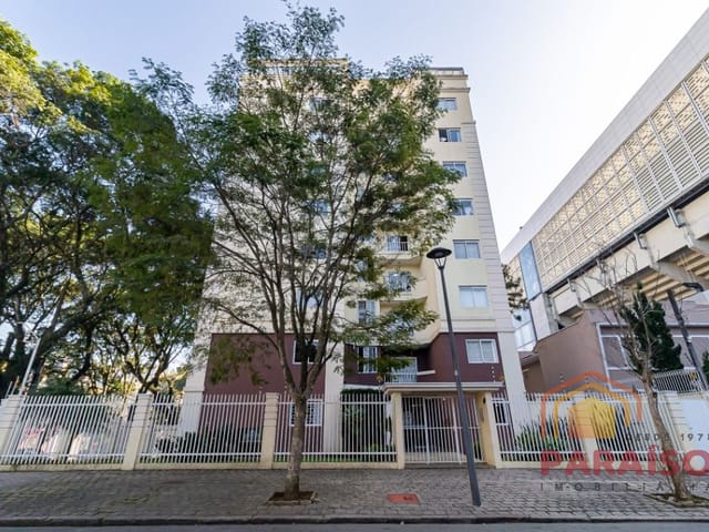 Apartamento 3 quartos e 2 banheiros, para alugar, no bairro Agua Verde em Curitiba
