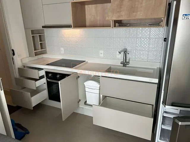 Apartamento 1 quarto e 1 banheiro, à venda, no bairro Barra Funda em São Paulo