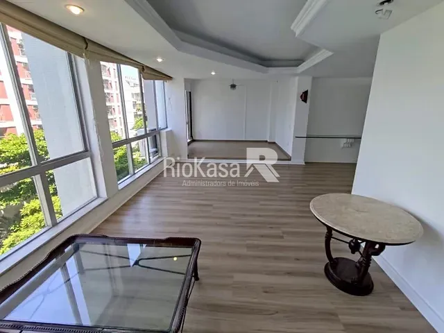 Apartamento 3 quartos e 4 banheiros, à venda, no bairro Leblon em Rio de Janeiro