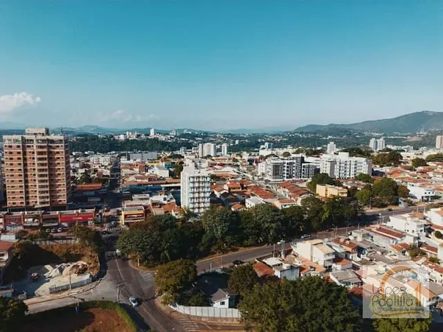 Apartamento 2 quartos e 2 banheiros, à venda, no bairro Jardim Alvinópolis em Atibaia