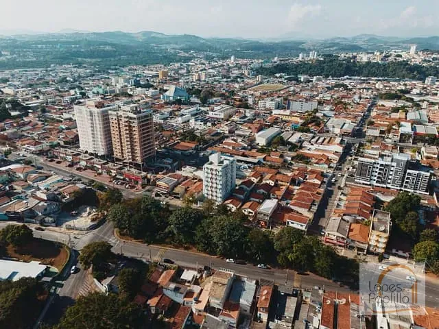 Apartamento 2 quartos e 2 banheiros, à venda, no bairro Jardim Alvinópolis em Atibaia