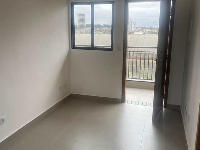 Apartamento 2 quartos e 1 banheiro, para alugar, no bairro Vila Antonieta em São Paulo