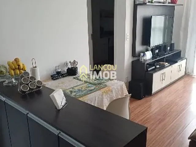 Apartamento 2 quartos e 2 banheiros, à venda, no bairro Vila Lacerda em Jundiaí