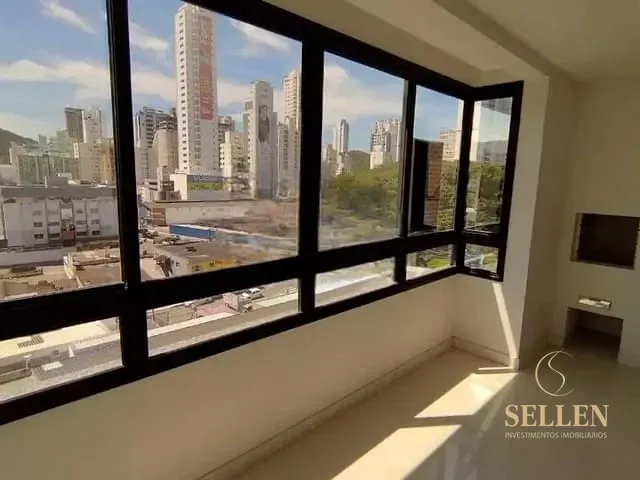 Apartamento 2 quartos e 2 banheiros, à venda, no bairro Nações em Balneário Camboriú
